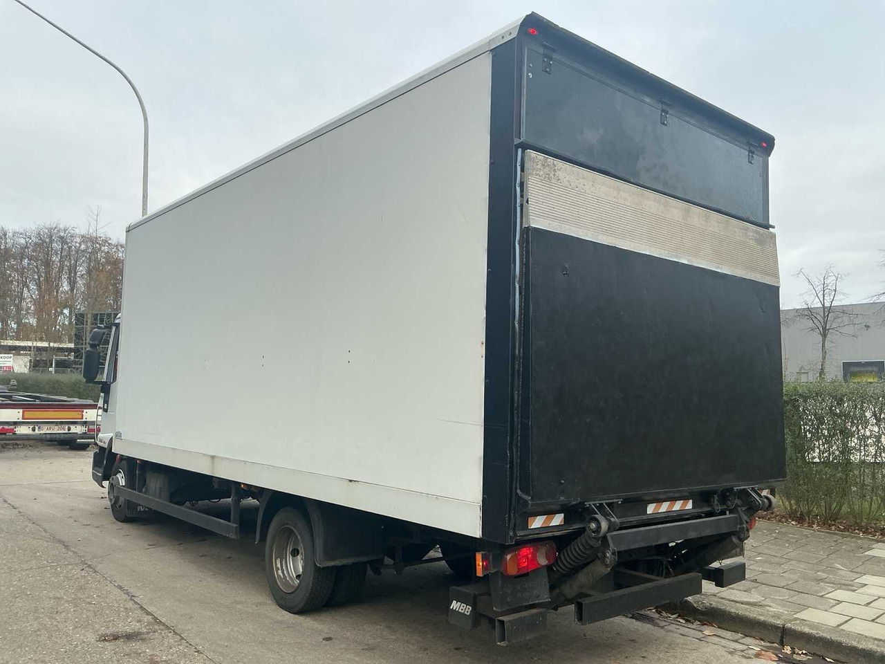 2013 IVECO EUROCARGO ML75E18 TRUCK - Camión: foto 5 2013 IVECO EUROCARGO ML75E18 TRUCK - Camión: foto 5