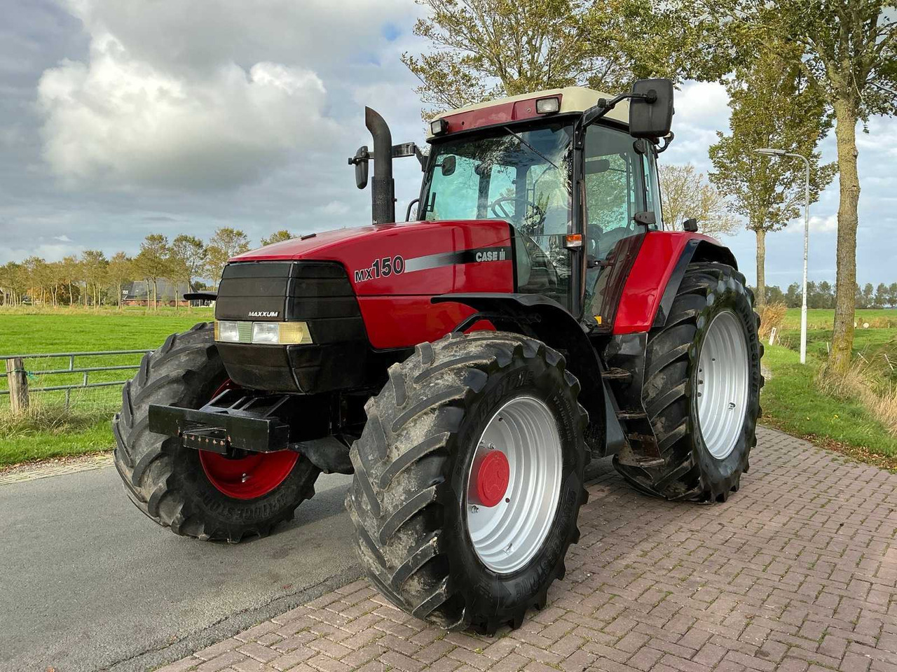 Case IH MX 150 - Tractor: foto 2 Case IH MX 150 - Tractor: foto 2