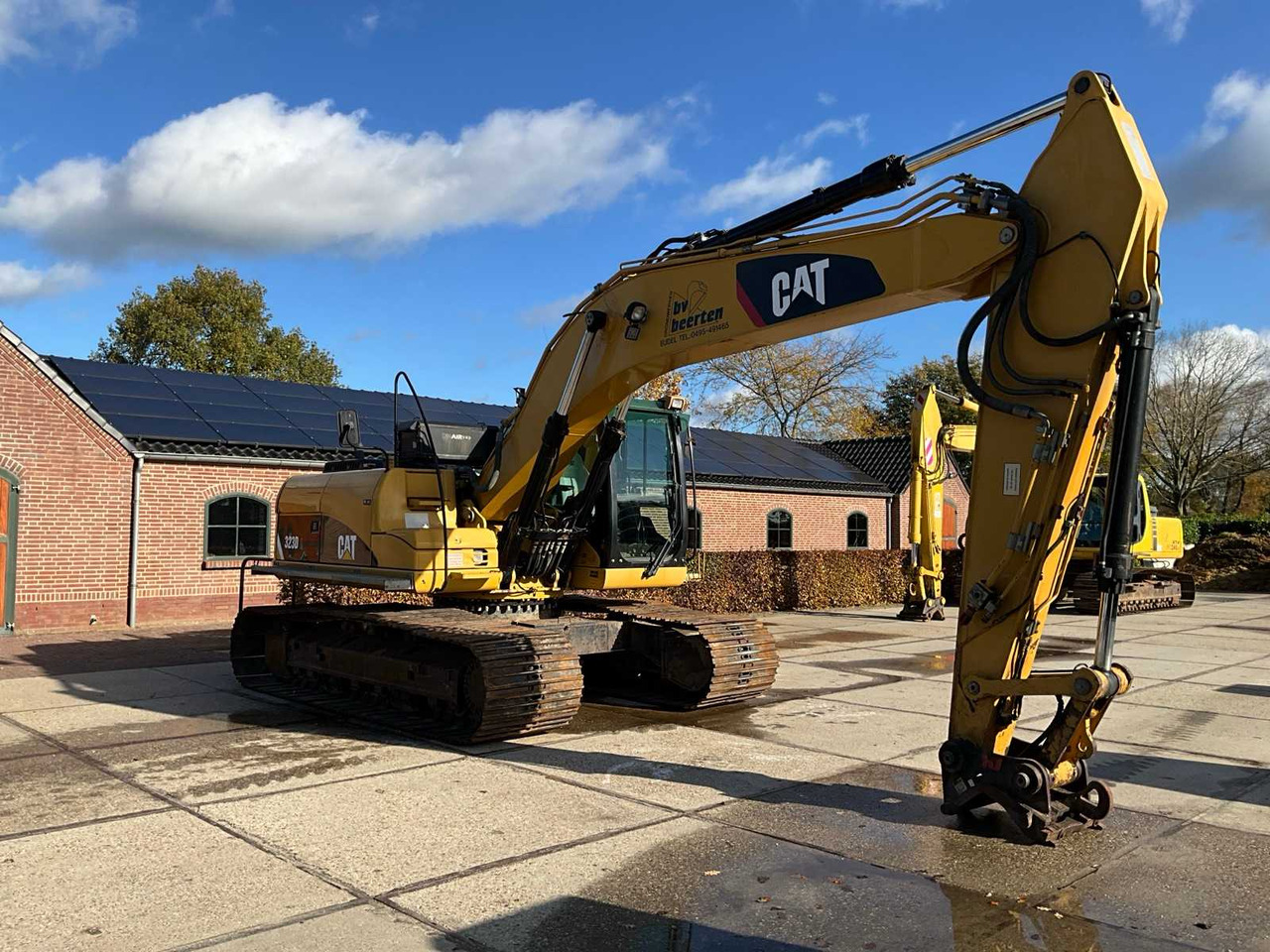 Caterpillar 323D L - Excavadora de cadenas: foto 2 Caterpillar 323D L - Excavadora de cadenas: foto 2