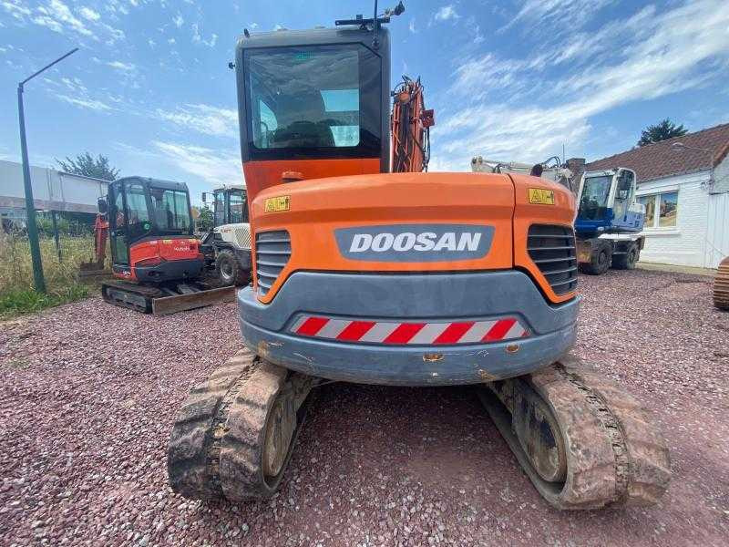 DOOSAN DX 85R-3 MIDI CRAWLER EXCAVATOR 8.5 TONS - Excavadora: foto 3 DOOSAN DX 85R-3 MIDI CRAWLER EXCAVATOR 8.5 TONS - Excavadora: foto 3
