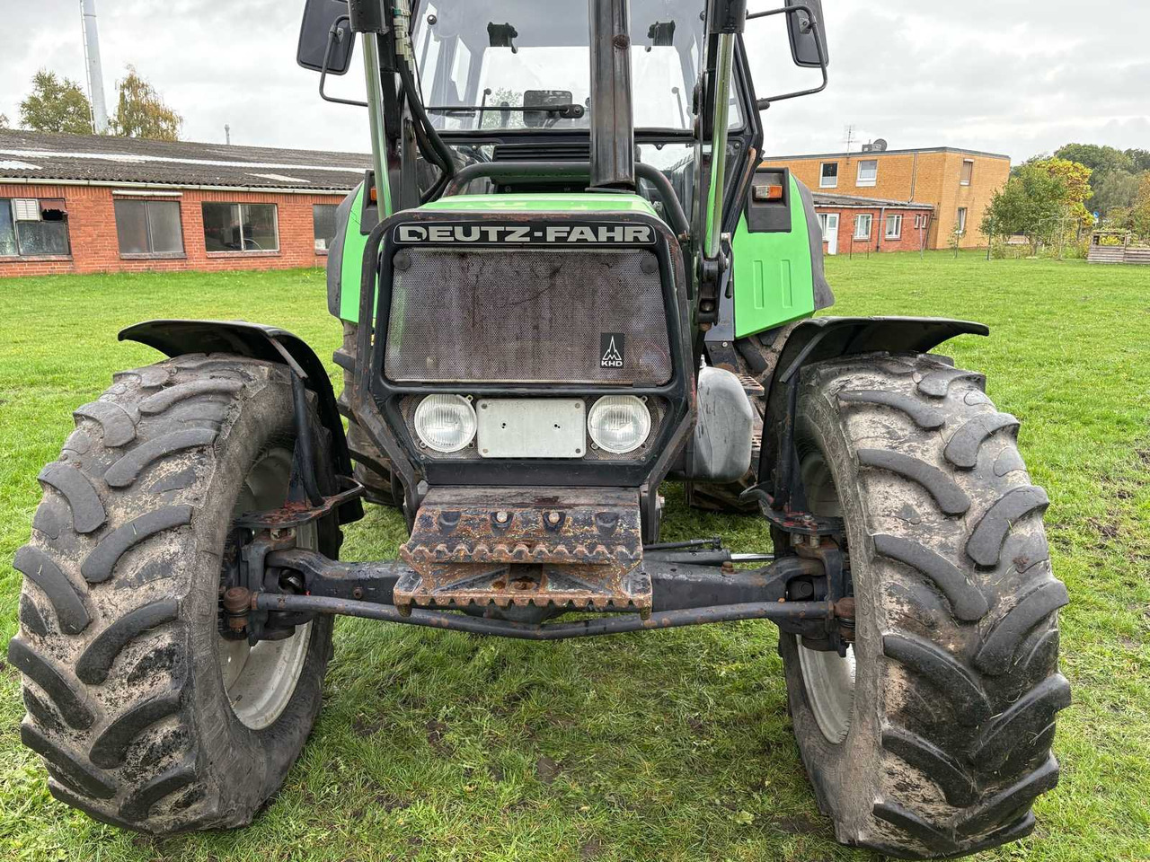Deutz-Fahr DX 6.05 - Tractor: foto 2 Deutz-Fahr DX 6.05 - Tractor: foto 2