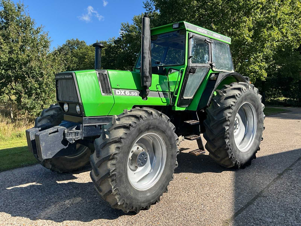 Deutz-Fahr DX 6.50 - Tractor: foto 2 Deutz-Fahr DX 6.50 - Tractor: foto 2