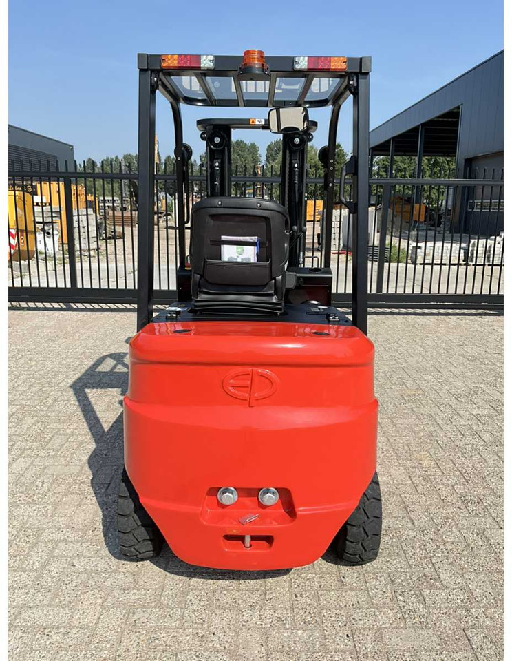 EP - 2025 - EFL 252 XS - FORKLIFT TRUCK - Carretilla elevadora: foto 4 EP - 2025 - EFL 252 XS - FORKLIFT TRUCK - Carretilla elevadora: foto 4
