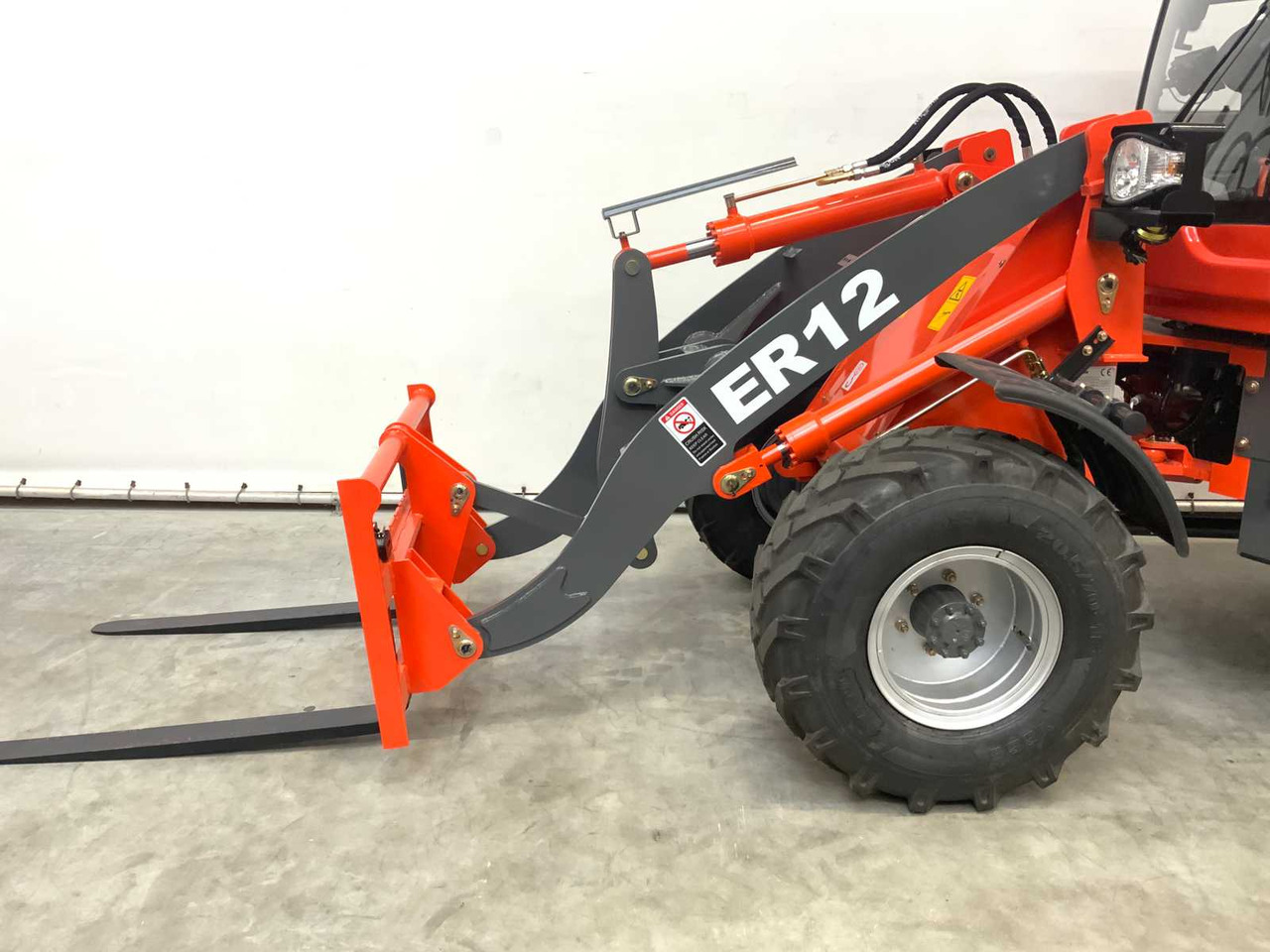 EVERUN - 2025 - ER12 - WHEEL LOADER - Cargadora de ruedas: foto 4 EVERUN - 2025 - ER12 - WHEEL LOADER - Cargadora de ruedas: foto 4