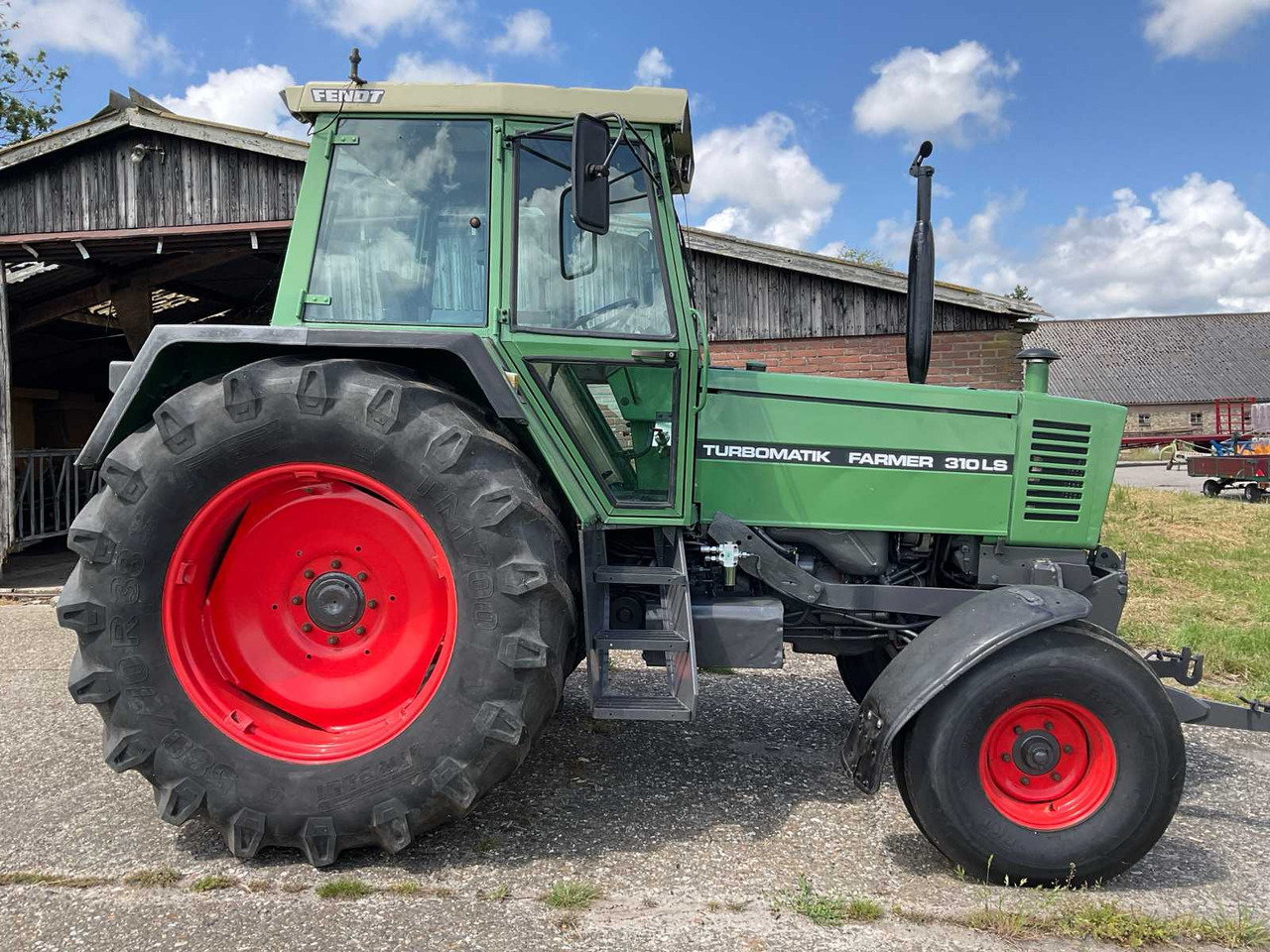 Fendt Farmer 310LS Turbomatik - Tractor: foto 5 Fendt Farmer 310LS Turbomatik - Tractor: foto 5