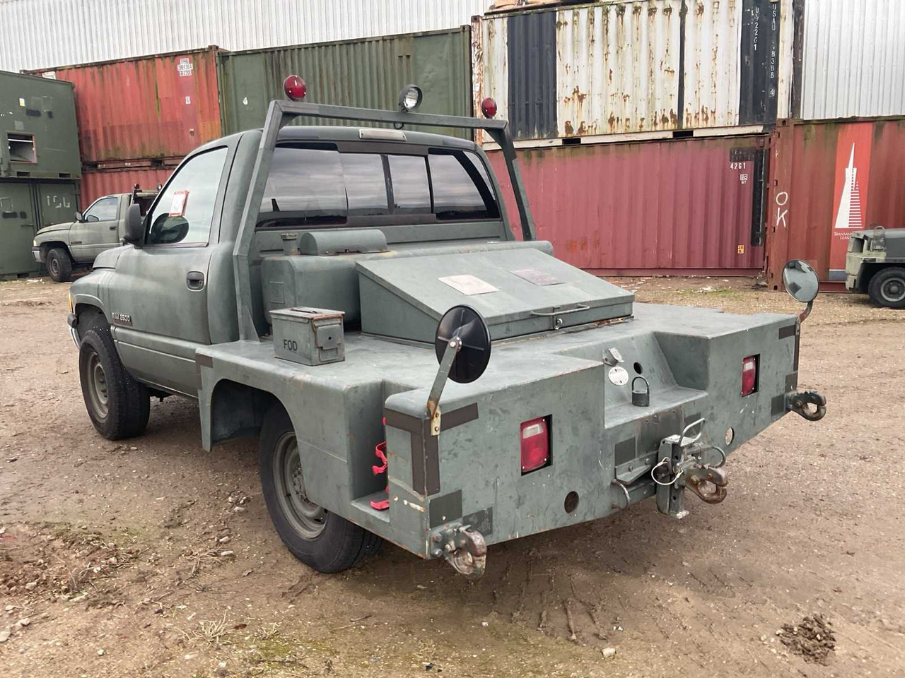 2000 DODGE 2500 RAM AIRCRAFT TUG - Furgoneta: foto 4 2000 DODGE 2500 RAM AIRCRAFT TUG - Furgoneta: foto 4