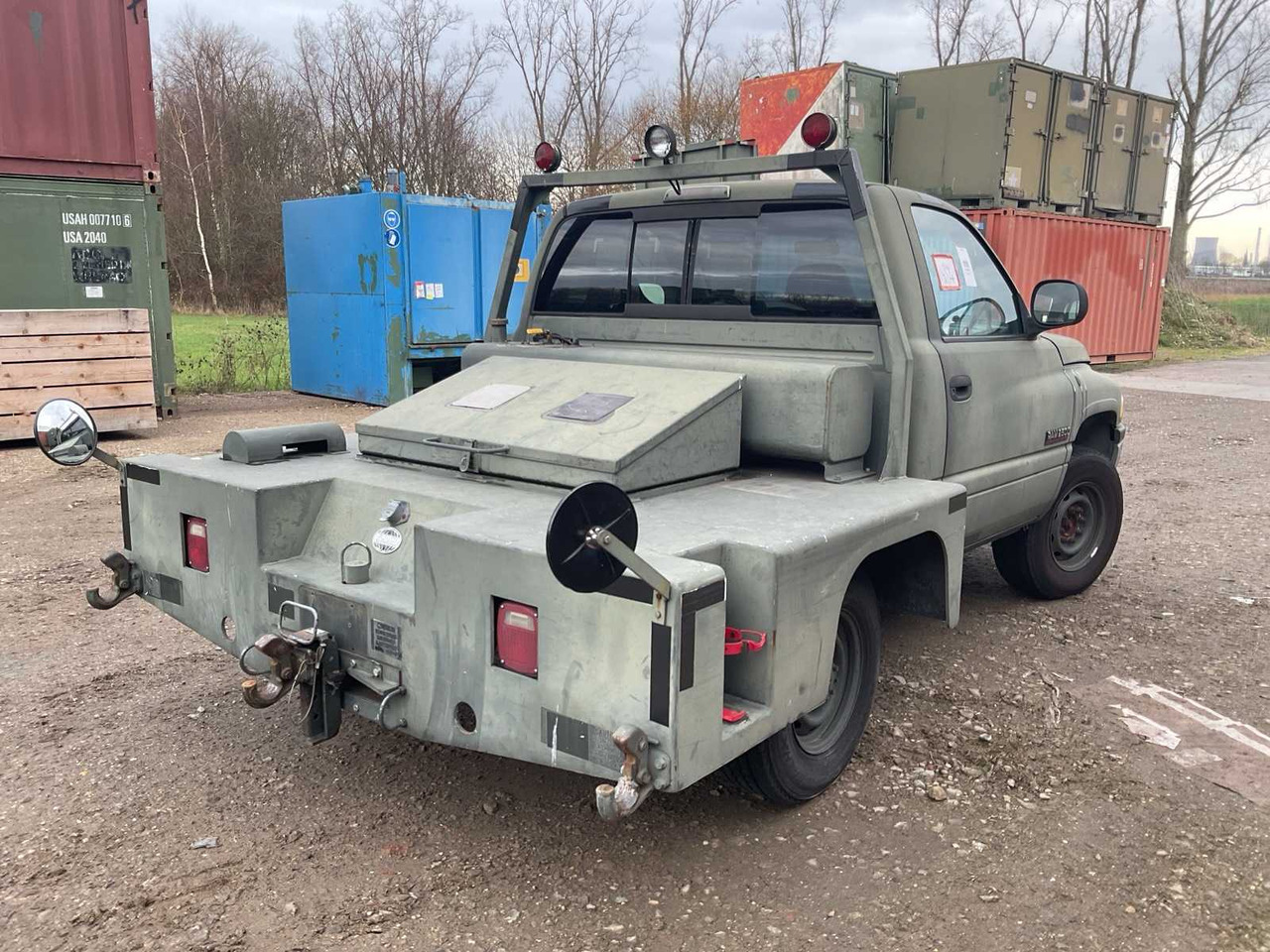 2000 DODGE 2500 RAM AIRCRAFT TUG - Furgoneta: foto 3 2000 DODGE 2500 RAM AIRCRAFT TUG - Furgoneta: foto 3