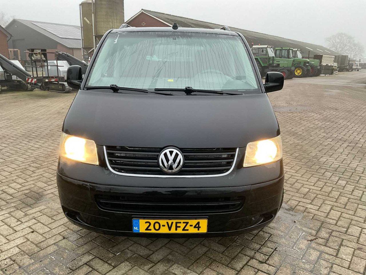 2006 VOLKSWAGEN CARAVELLE 2.5 TDI 340 TREND.DC COMMERCIAL VEHICLE - Furgoneta: foto 4 2006 VOLKSWAGEN CARAVELLE 2.5 TDI 340 TREND.DC COMMERCIAL VEHICLE - Furgoneta: foto 4