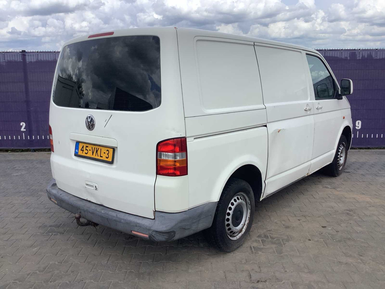 2007 - VOLKSWAGEN - TRANSPORTER - 1.9 TDI 300 T800 - COMMERCIAL VEHICLE - Furgoneta: foto 4 2007 - VOLKSWAGEN - TRANSPORTER - 1.9 TDI 300 T800 - COMMERCIAL VEHICLE - Furgoneta: foto 4