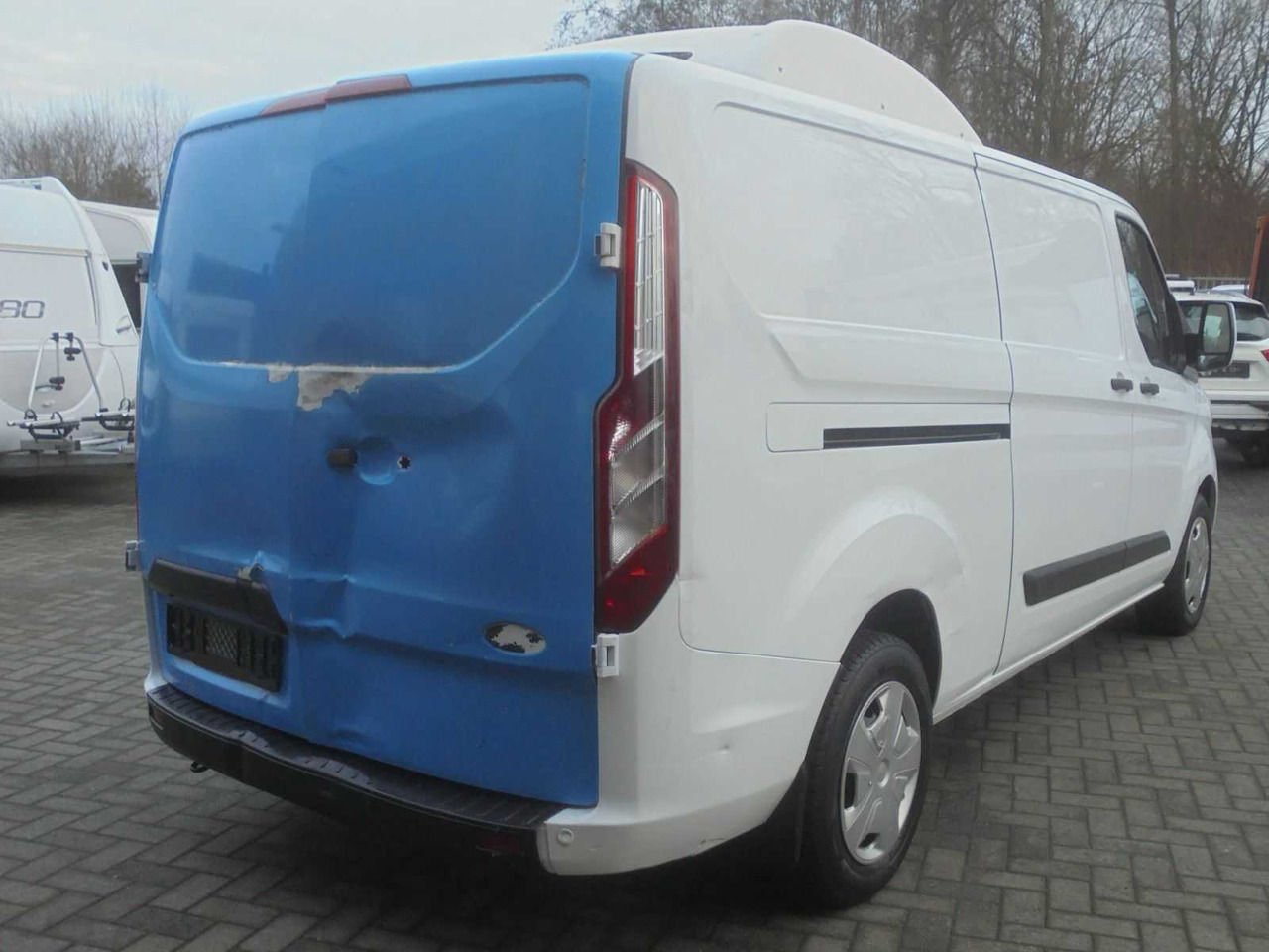 FORD TRANSIT 2.0 CUSTOM FRIDGE-FREEZER - COMMERCIAL VEHICLE - Furgoneta: foto 4 FORD TRANSIT 2.0 CUSTOM FRIDGE-FREEZER - COMMERCIAL VEHICLE - Furgoneta: foto 4