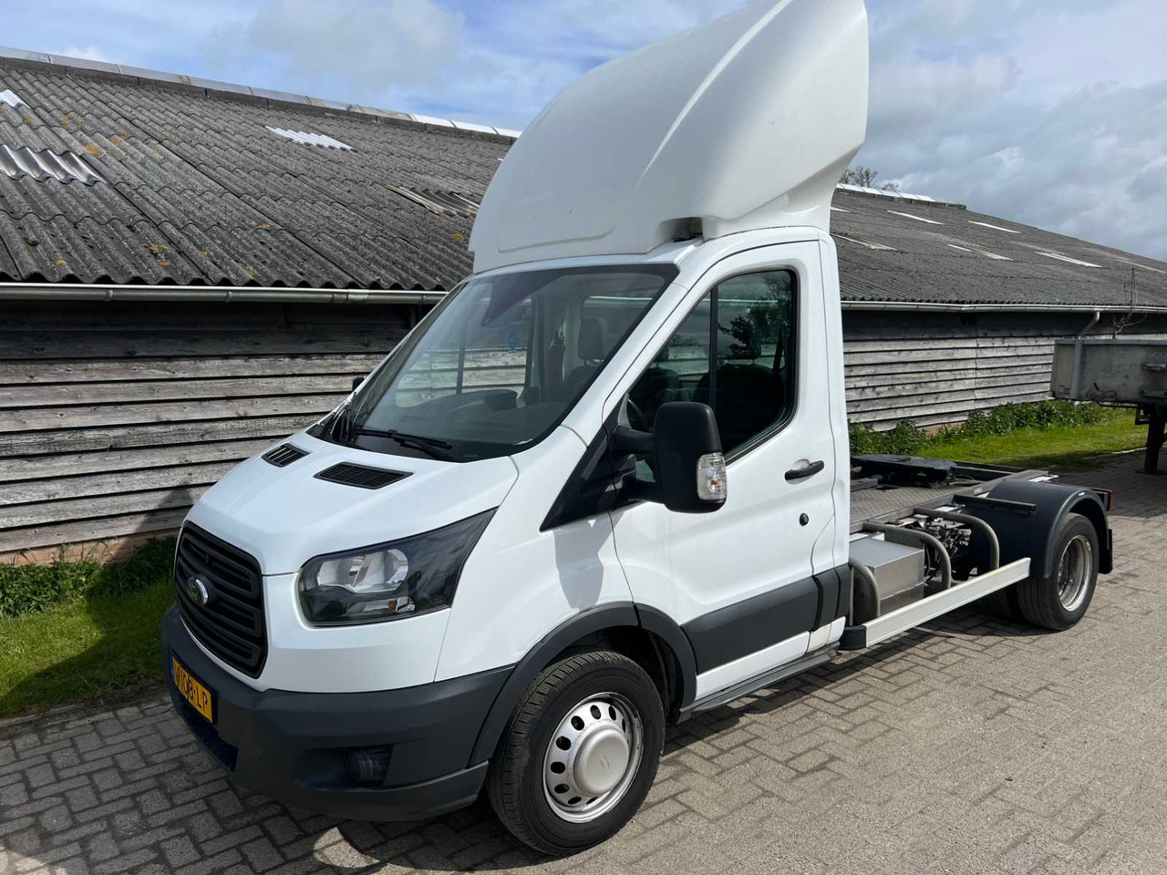 FORD - TRANSIT - 350 2.0 TDCI L2H1 - AMBIENTE - BE TRACTOR/ SEMI-TRAILER TRACTOR - COMMERCIAL VEHICLE - 2018 - Furgoneta: foto 1 FORD - TRANSIT - 350 2.0 TDCI L2H1 - AMBIENTE - BE TRACTOR/ SEMI-TRAILER TRACTOR - COMMERCIAL VEHICLE - 2018 - Furgoneta: foto 1