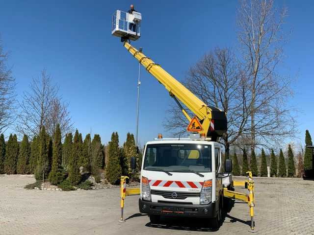 NISSAN - TB 270 - COMMERCIAL VEHICLE - Furgoneta: foto 4 NISSAN - TB 270 - COMMERCIAL VEHICLE - Furgoneta: foto 4