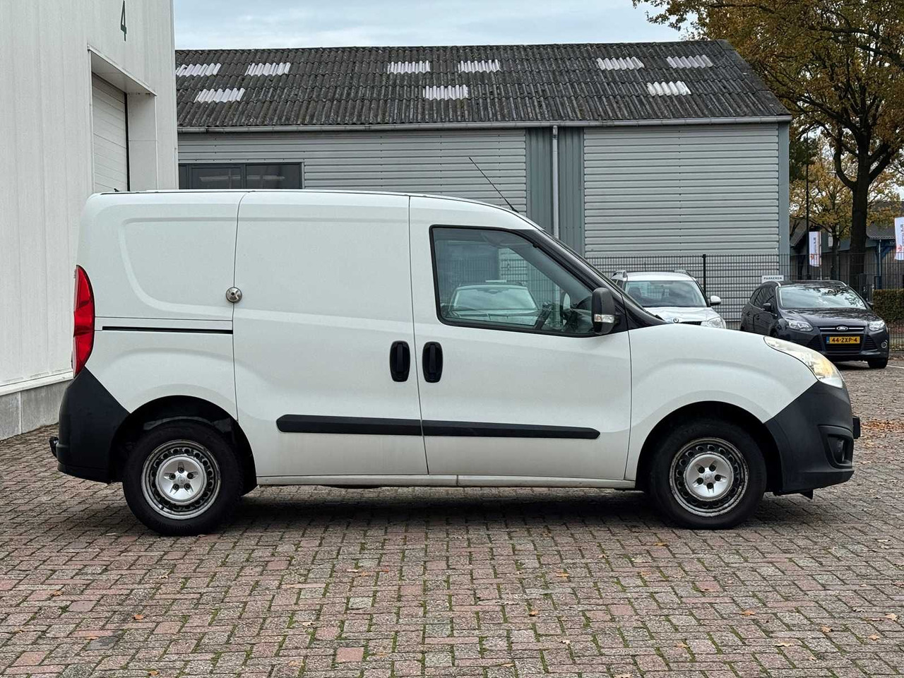 OPEL - COMBO - 1.3 CDTI L1H1 SPORT - COMMERCIAL VEHICLE - Furgoneta: foto 4 OPEL - COMBO - 1.3 CDTI L1H1 SPORT - COMMERCIAL VEHICLE - Furgoneta: foto 4