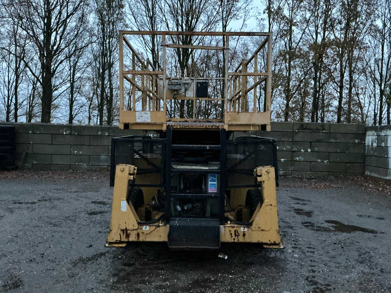 GROVE MAN LIFT SM4688XT AERIAL PLATFORM DEFECTIVE - Plataforma elevadora: foto 4 GROVE MAN LIFT SM4688XT AERIAL PLATFORM DEFECTIVE - Plataforma elevadora: foto 4
