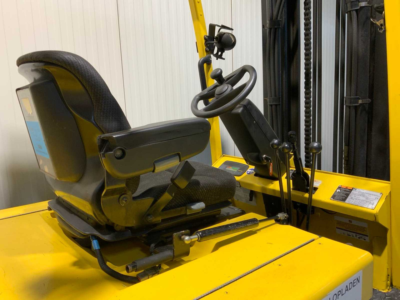 Carretilla elevadora HYSTER E4.00XL FORKLIFT FORK POSITIONER, SIDE SHIFT, BLUESPOT, ACCUMULATOR: foto 7 Carretilla elevadora HYSTER E4.00XL FORKLIFT FORK POSITIONER, SIDE SHIFT, BLUESPOT, ACCUMULATOR: foto 7