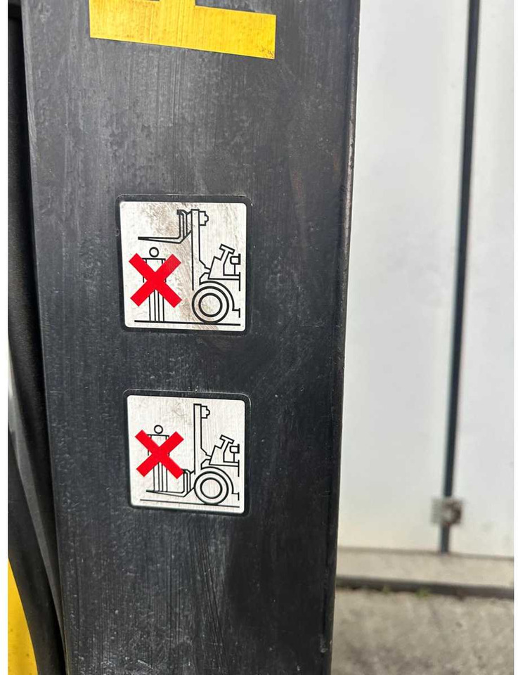 Carretilla elevadora HYSTER J3.00XM-861 ELECTRIC FORKLIFT: foto 7