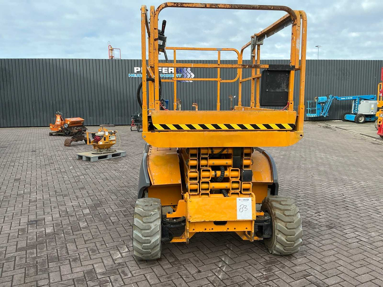 Haulotte Compact 12 - Plataforma elevadora: foto 2 Haulotte Compact 12 - Plataforma elevadora: foto 2