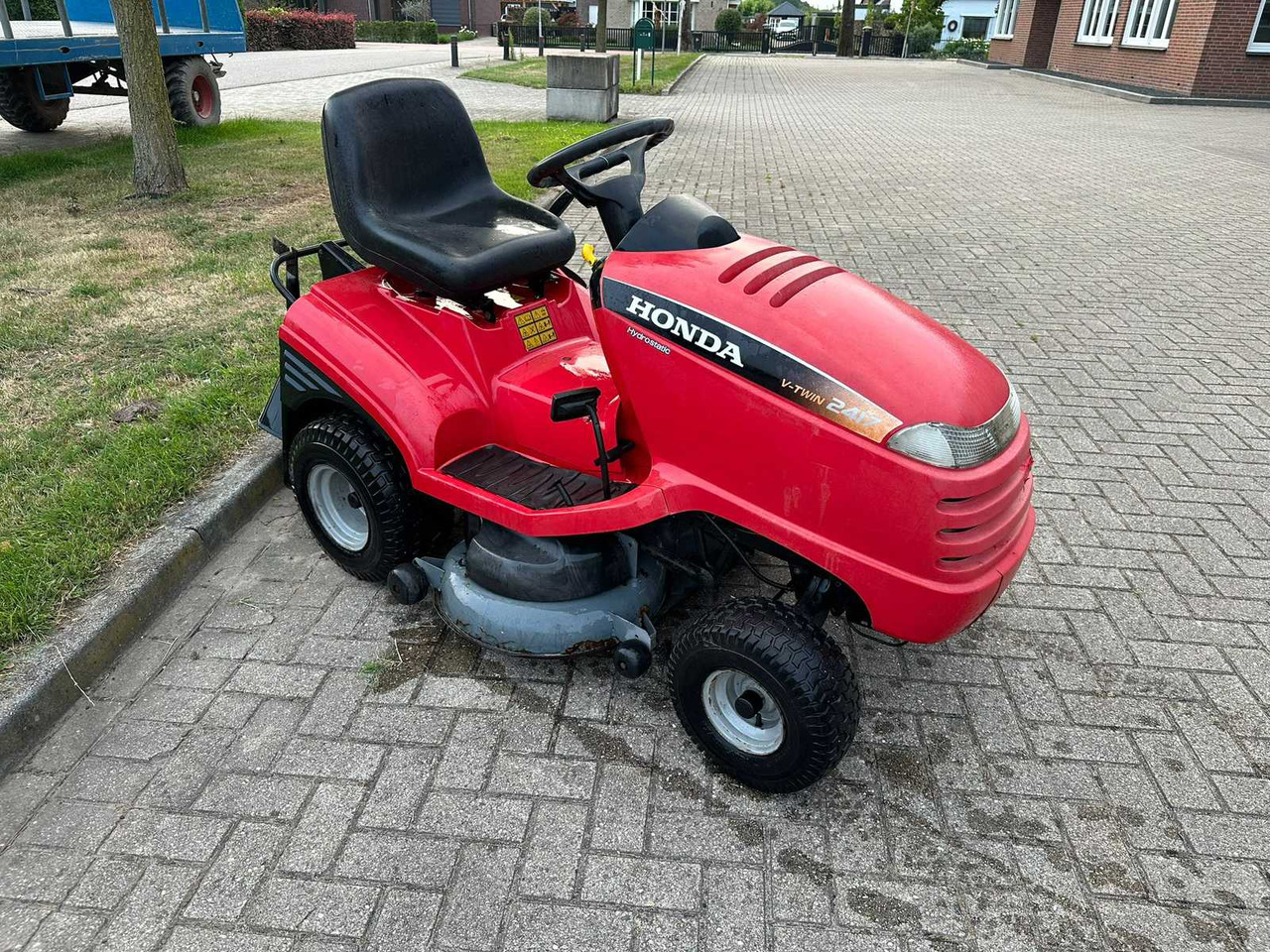 Honda 2417 - Cortacésped: foto 1 Honda 2417 - Cortacésped: foto 1