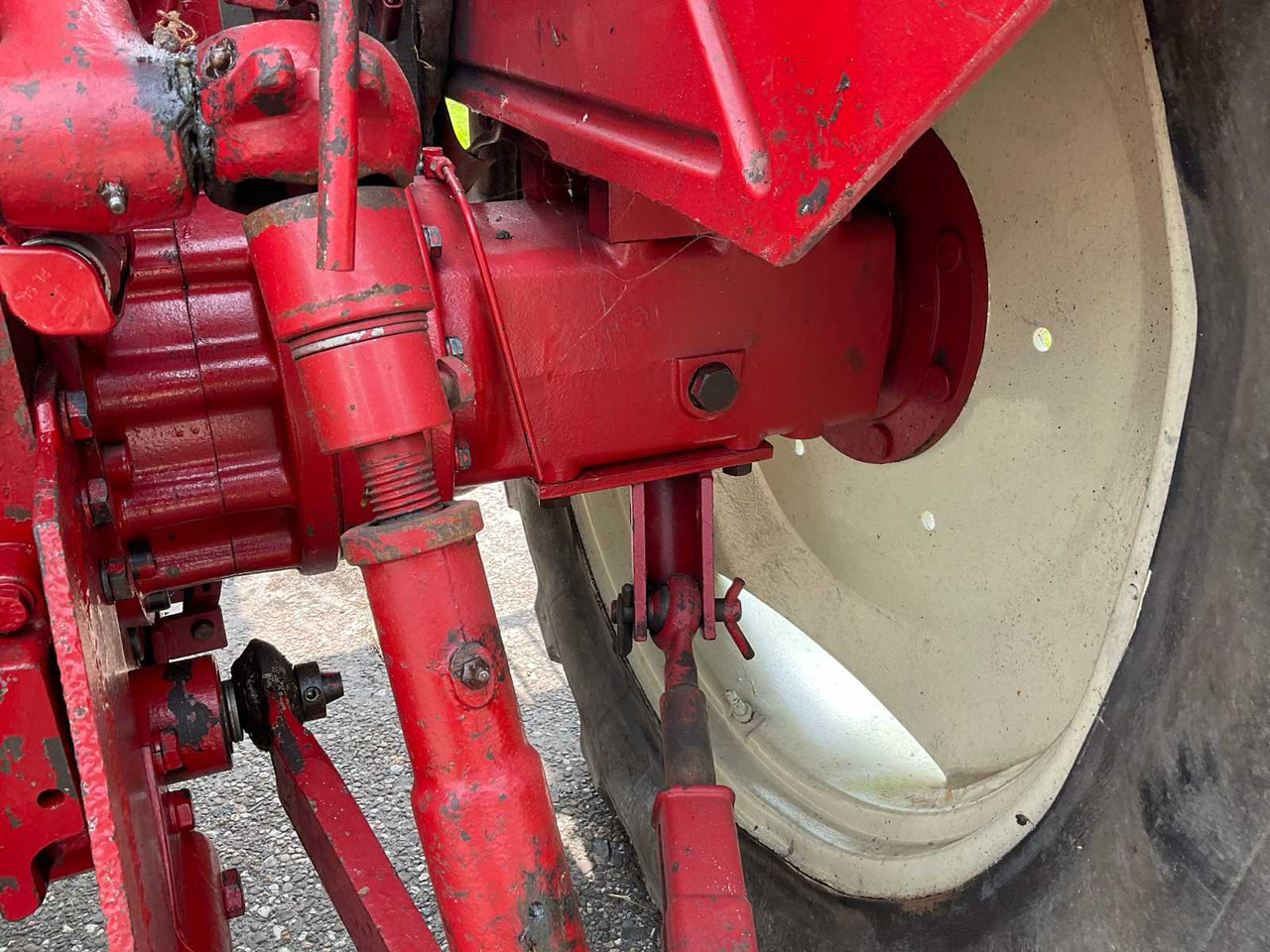 Tractor International 844-S: foto 13