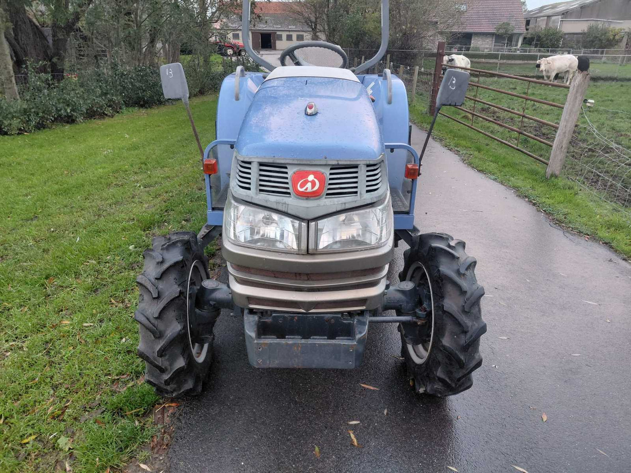 Iseki AT25 - Mini tractor: foto 3 Iseki AT25 - Mini tractor: foto 3