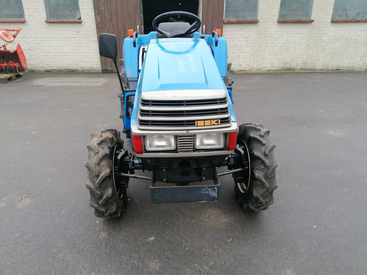 Iseki TU217F - Mini tractor: foto 2 Iseki TU217F - Mini tractor: foto 2