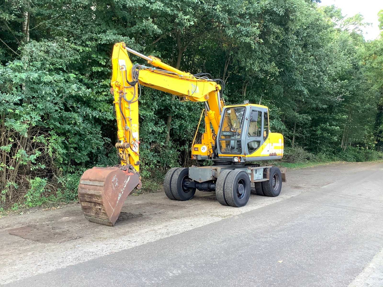 JCB JS130W - Excavadora de ruedas: foto 1 JCB JS130W - Excavadora de ruedas: foto 1
