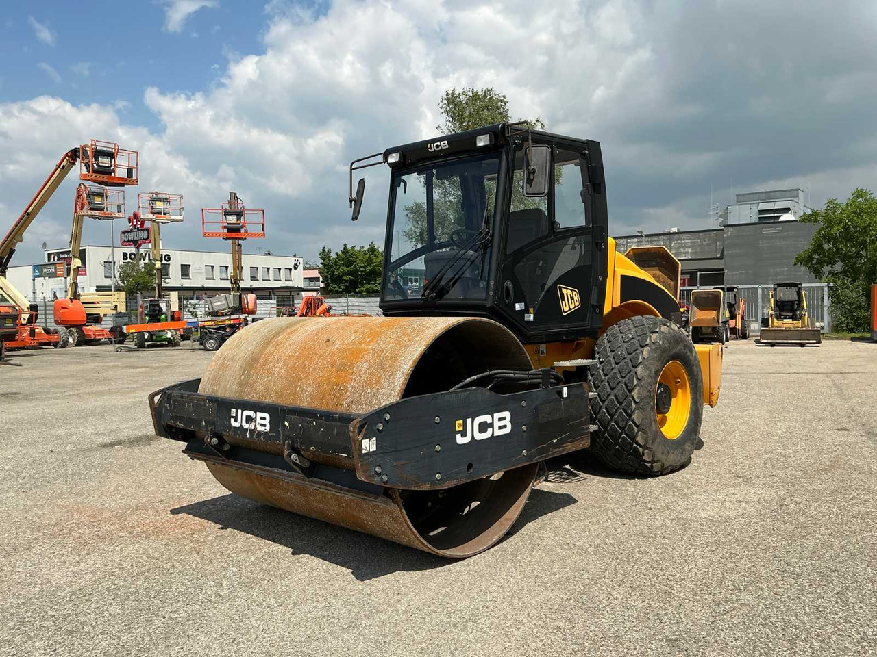 JCB VM115 - Apisonadora de asfalto: foto 2 JCB VM115 - Apisonadora de asfalto: foto 2