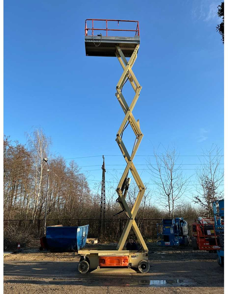 Plataforma elevadora JLG - 3246ES - AERIAL WORK PLATFORMS - 2011 (ESN11811014): foto 19