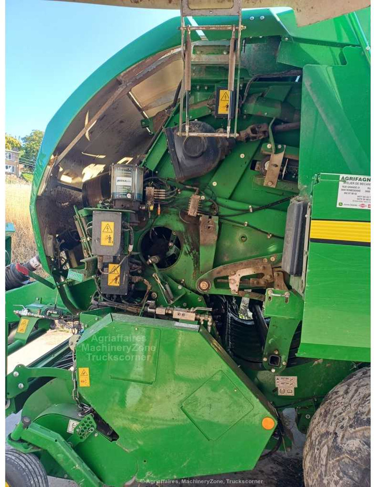 JOHN DEERE L1534P - Empacadora de pacas cuadradas: foto 4 JOHN DEERE L1534P - Empacadora de pacas cuadradas: foto 4