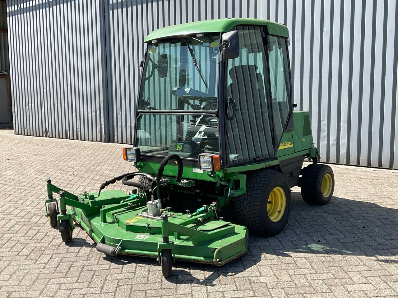John Deere 1505 - Cortacésped: foto 1 John Deere 1505 - Cortacésped: foto 1