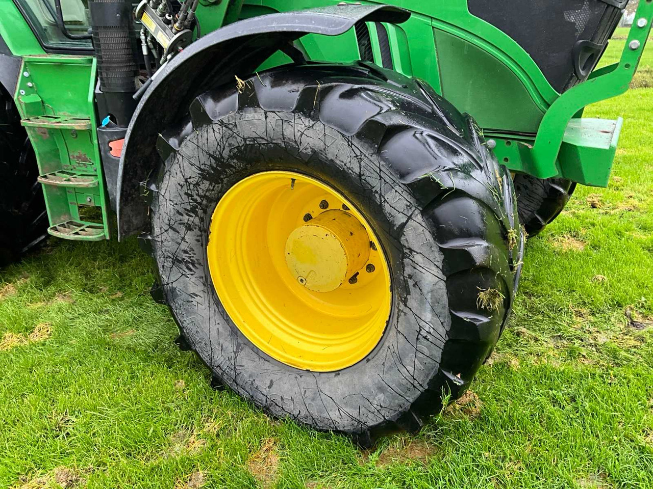 Tractor John Deere 6150R Autopower: foto 22