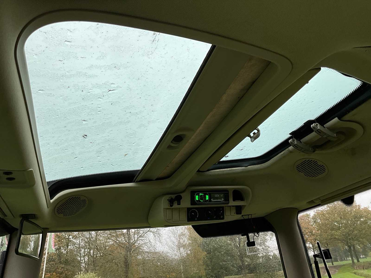 Tractor John Deere 6150R Autopower: foto 34