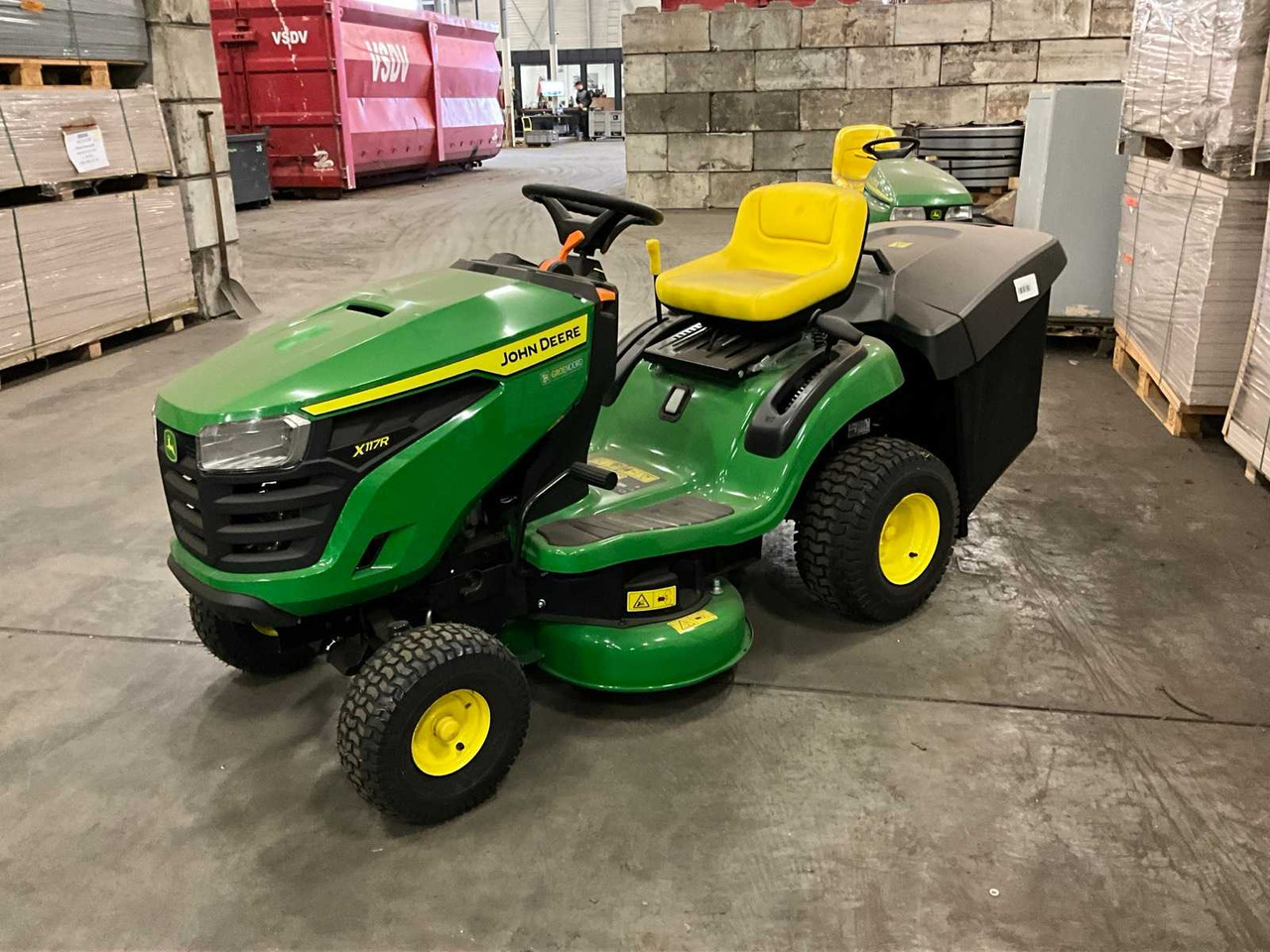 John Deere X117R - Cortacésped: foto 1 John Deere X117R - Cortacésped: foto 1