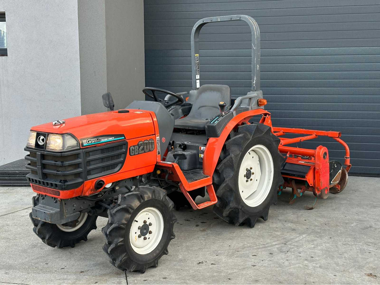 KUBOTA - GB200 - 4-WHEEL DRIVE TRACTOR - Tractor: foto 1 KUBOTA - GB200 - 4-WHEEL DRIVE TRACTOR - Tractor: foto 1