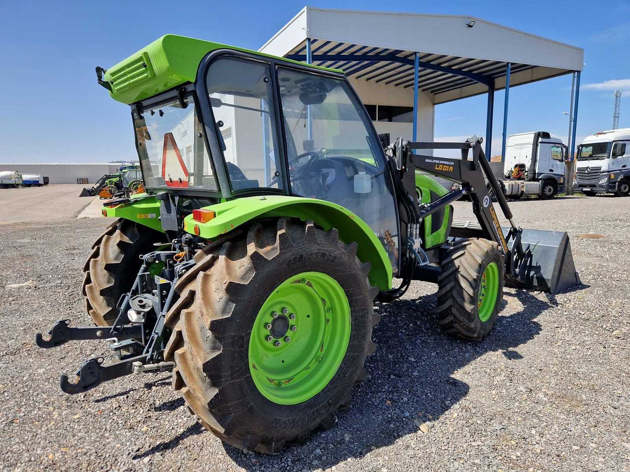 KUBOTA M 5111 L-R - Tractor: foto 5 KUBOTA M 5111 L-R - Tractor: foto 5