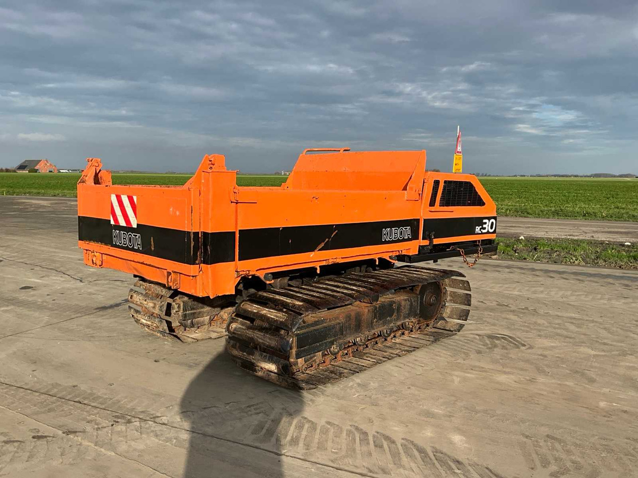 KUBOTA RC-30 TRACKED DUMPER - Minidumper: foto 1 KUBOTA RC-30 TRACKED DUMPER - Minidumper: foto 1