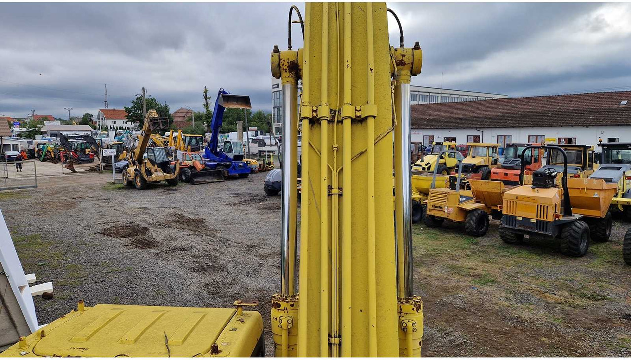 Excavadora de cadenas Komatsu PC 210 LC: foto 43