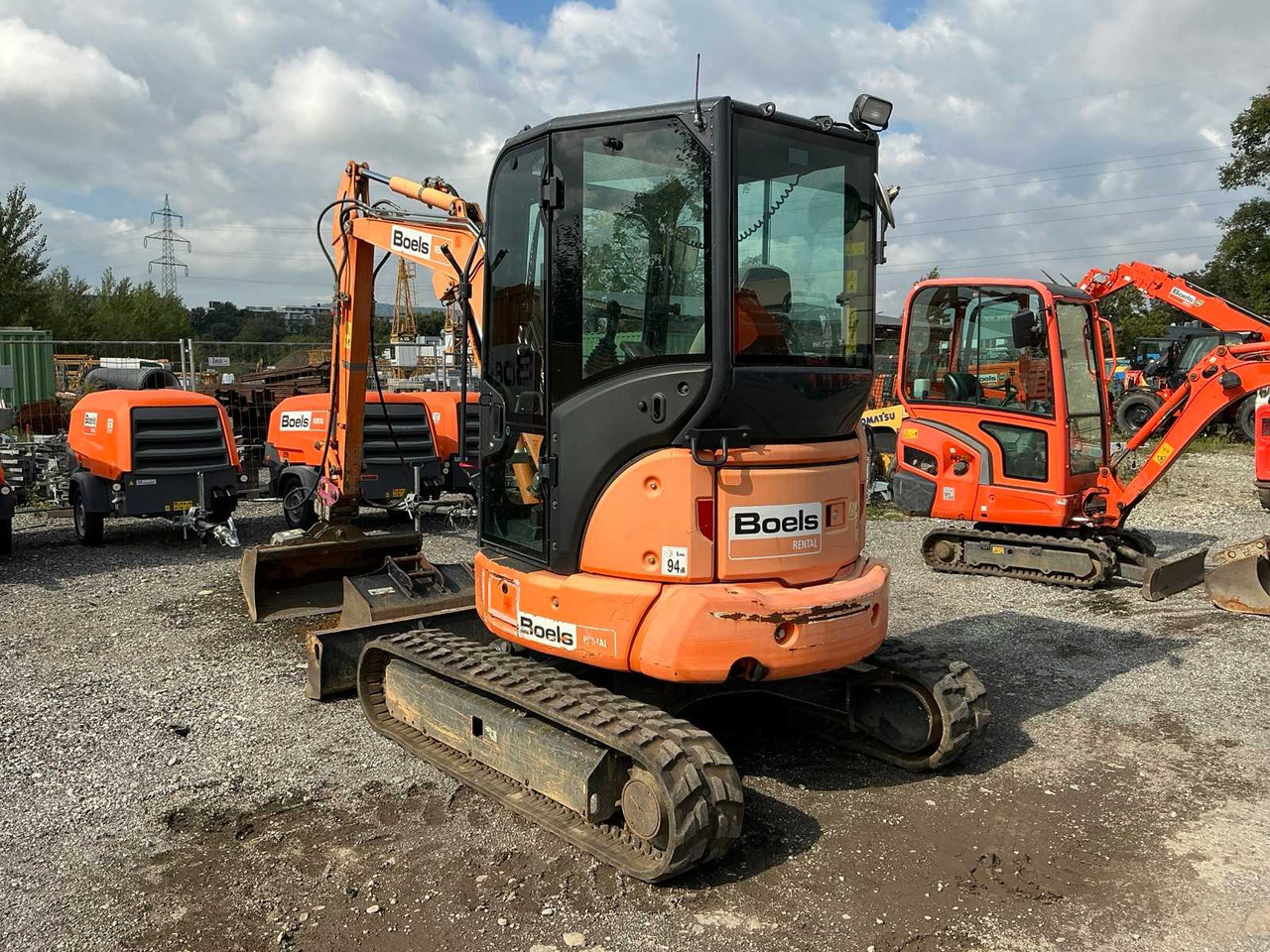 Komatsu PC35MR-5 - Excavadora de cadenas: foto 4 Komatsu PC35MR-5 - Excavadora de cadenas: foto 4