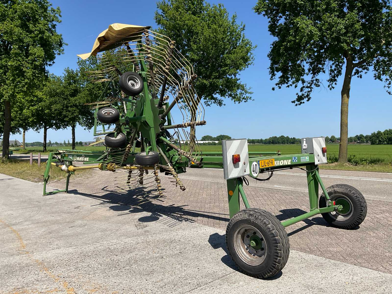Krone Swadro 1201 - Maquinaria de henificación: foto 3 Krone Swadro 1201 - Maquinaria de henificación: foto 3