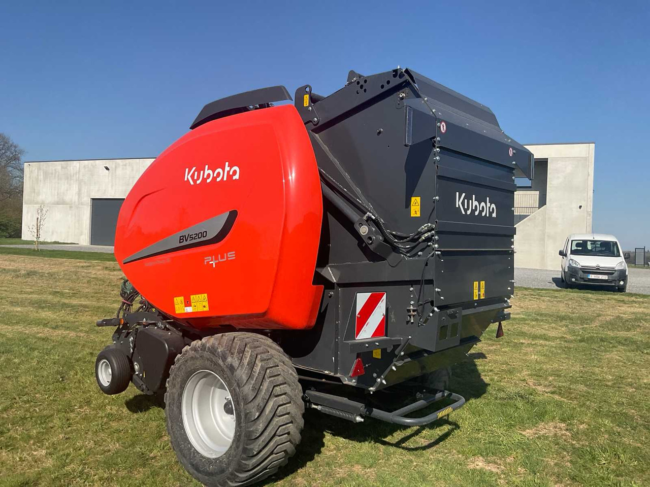Kubota BV5200 - Rotoempacadora: foto 3 Kubota BV5200 - Rotoempacadora: foto 3