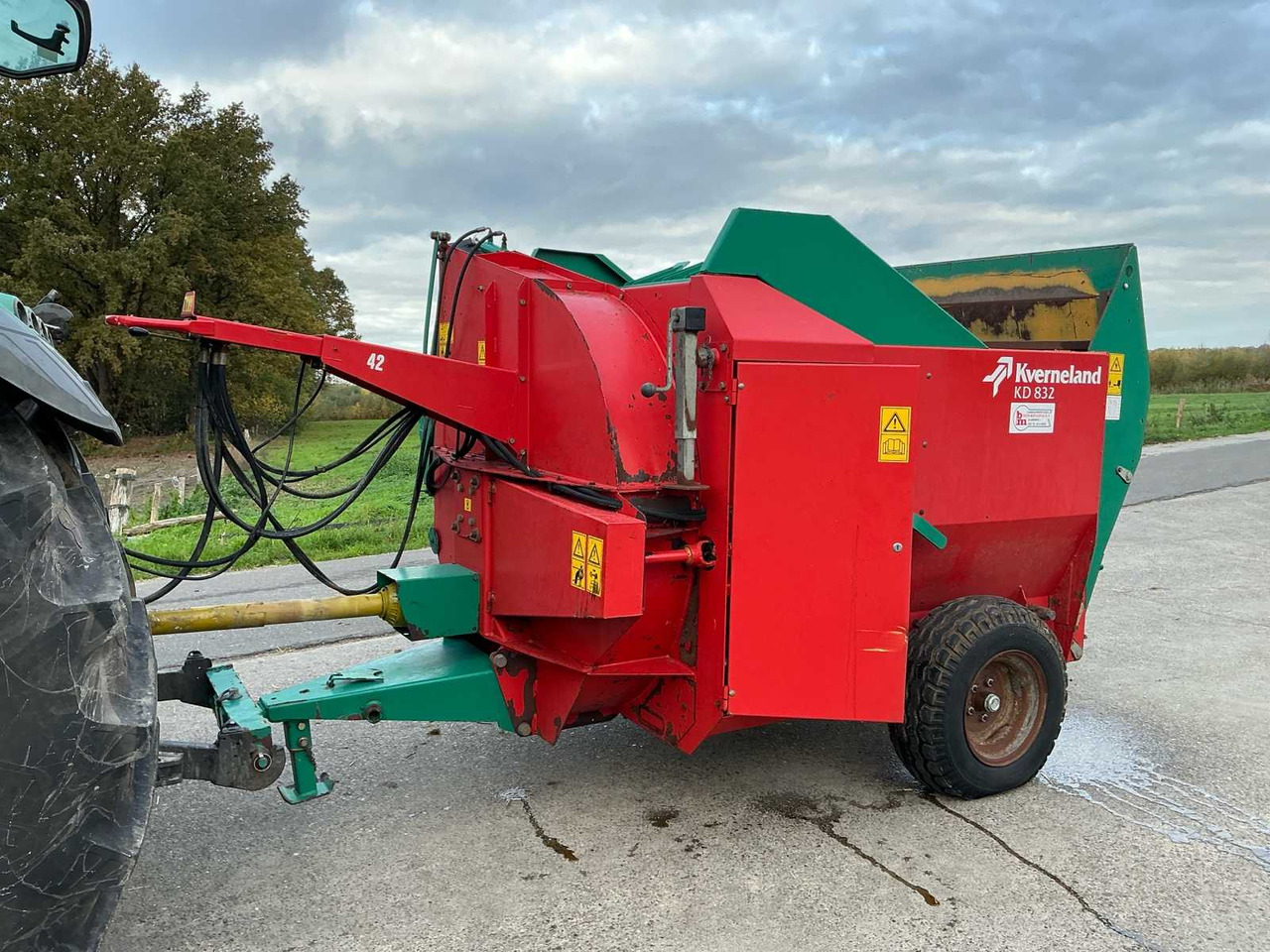 Kverneland Kidd 832 - Esparcidor de estiércol: foto 1 Kverneland Kidd 832 - Esparcidor de estiércol: foto 1