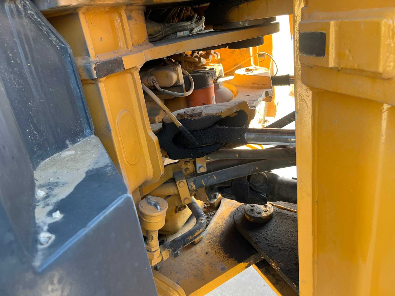 Cargadora de ruedas LIEBHERR - L550 - WHEEL LOADER - 2015: foto 16