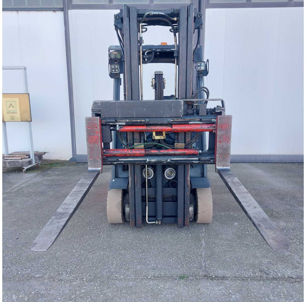 LINDE - 16L-01 - FORKLIFT 16Q - 2011 - Carretilla elevadora: foto 5 LINDE - 16L-01 - FORKLIFT 16Q - 2011 - Carretilla elevadora: foto 5