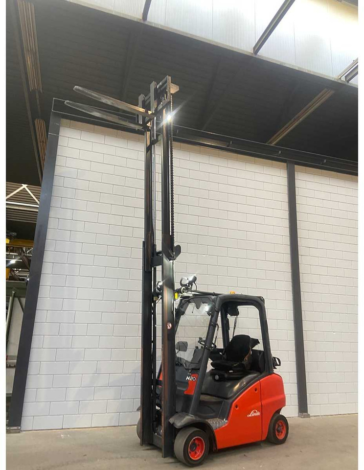 LINDE - 2013 - H20T - FORKLIFT TRUCK - Carretilla elevadora: foto 3 LINDE - 2013 - H20T - FORKLIFT TRUCK - Carretilla elevadora: foto 3