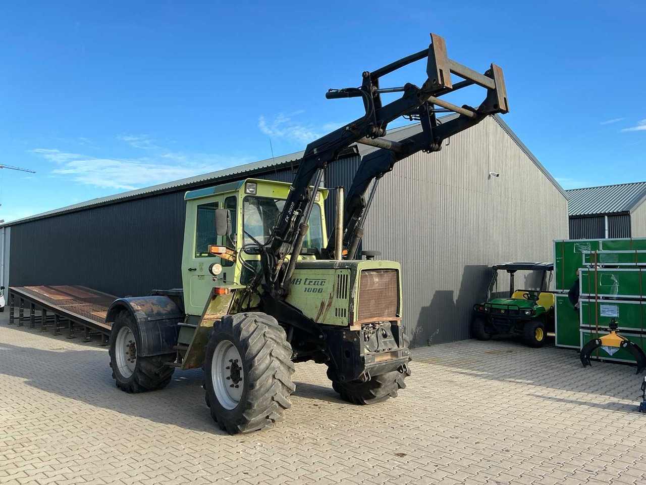 MERCEDES-BENZ MB TRAC 1000 TURBO ALL-WHEEL DRIVE AGRICULTURAL TRACTOR - Tractor: foto 2 MERCEDES-BENZ MB TRAC 1000 TURBO ALL-WHEEL DRIVE AGRICULTURAL TRACTOR - Tractor: foto 2