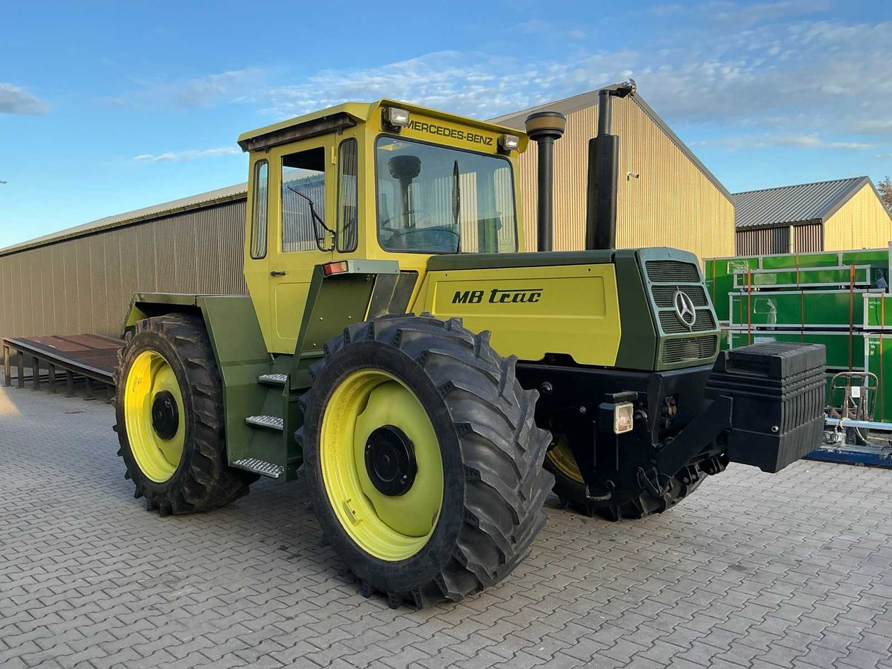 MERCEDES-BENZ MB TRAC 1500 TURBO ALL-WHEEL DRIVE AGRICULTURAL TRACTOR - Tractor: foto 2 MERCEDES-BENZ MB TRAC 1500 TURBO ALL-WHEEL DRIVE AGRICULTURAL TRACTOR - Tractor: foto 2