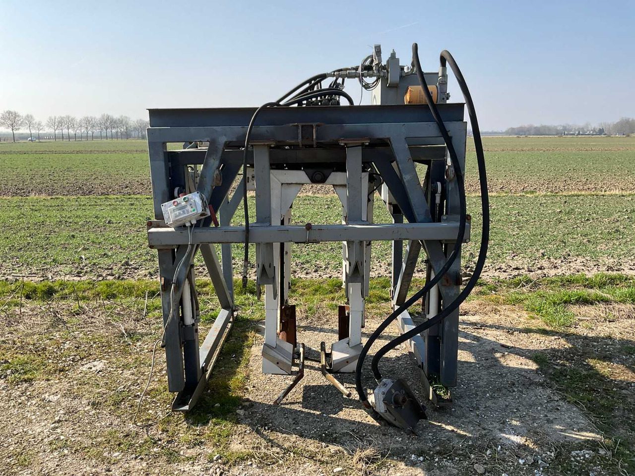 AgriNova P2003-10 - Maquinaria agrícola: foto 2 AgriNova P2003-10 - Maquinaria agrícola: foto 2