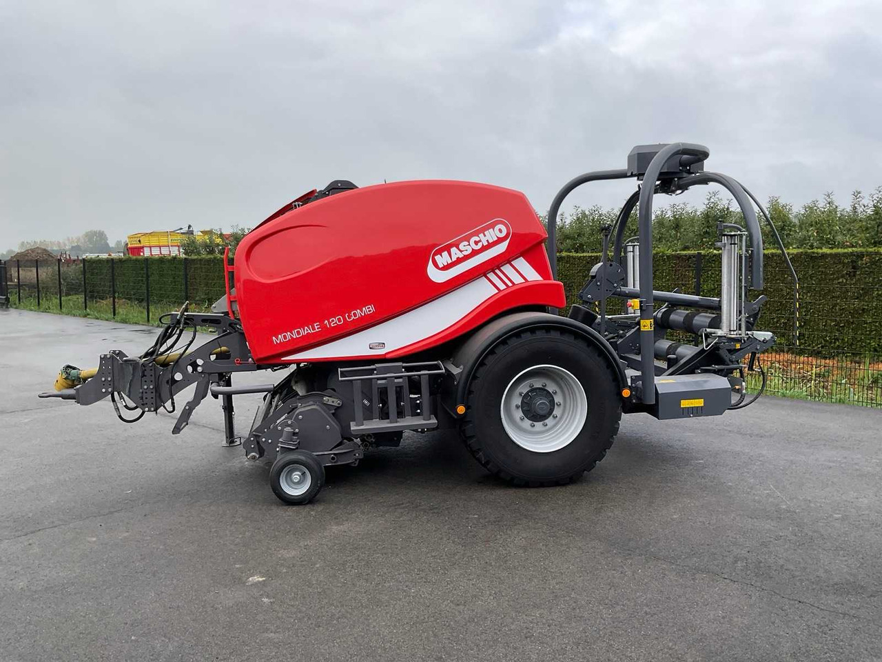 Maschio Mondiale 120 Combi - Rotoempacadora, Encintadora de pacas: foto 3 Maschio Mondiale 120 Combi - Rotoempacadora, Encintadora de pacas: foto 3