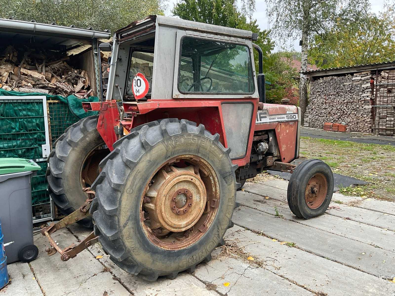 Massey Ferguson MF-590 - Tractor: foto 5 Massey Ferguson MF-590 - Tractor: foto 5