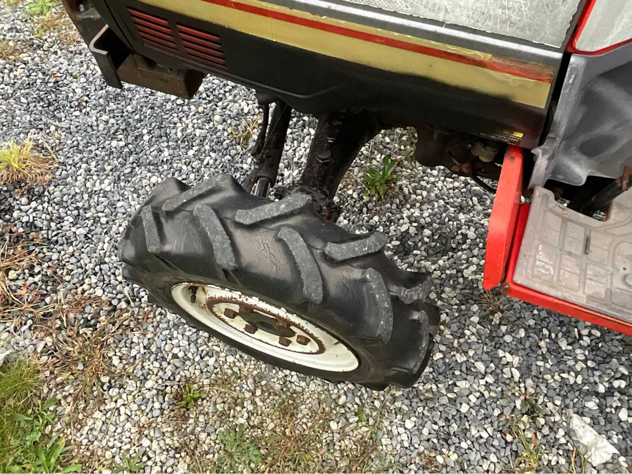 Tractor Mitsubishi MT221: foto 19
